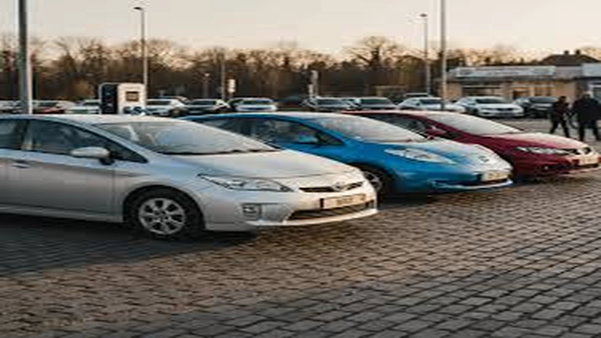 Hidden Truth | Best Fuel-Efficient Sedans USA Highway.